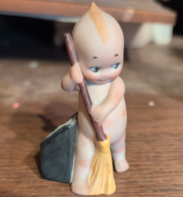 Goebel M.J. Hummel Hummel Kewpie Sweeper Porcelain Figurine Hand Painted 2.25in