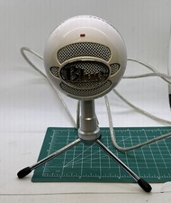 Blue Microphones Snowball ICE Condenser USB Microphone for Gaming Podcasting