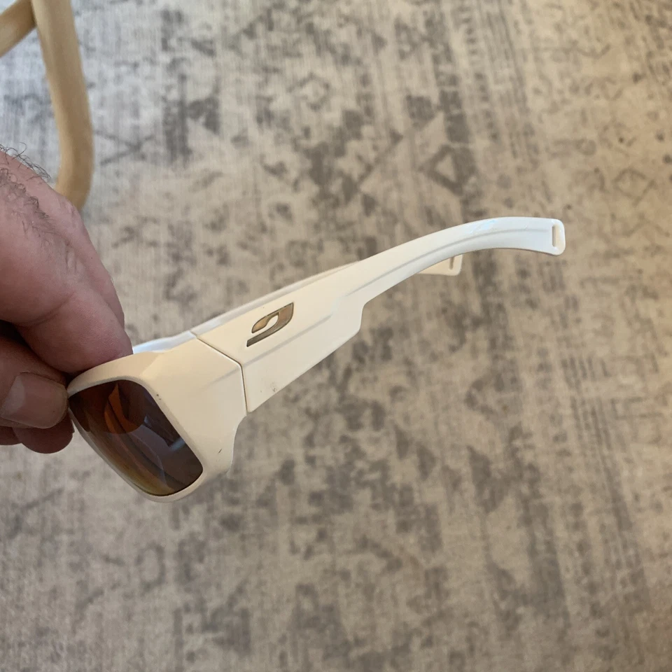 Gafas de sol blancas Julbo Rookie usadas hechas en Francia Foto 2 de 4