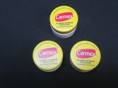 (3) Count Lot Of Carmex Classic Lip Balm Medicated 0.25 Oz Each ^