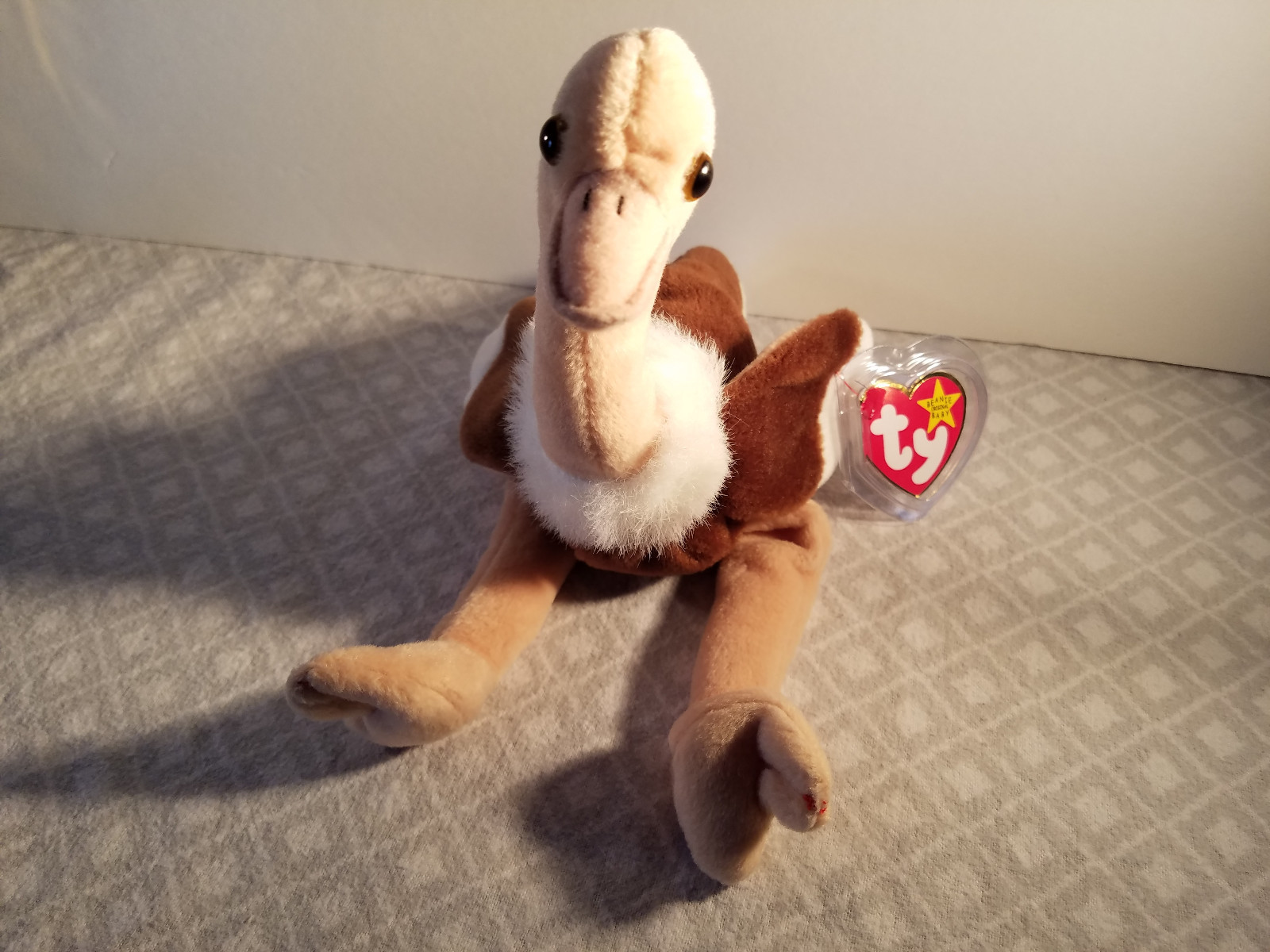 New 1997 Stretch The Ostrich Retired TY Beanie Baby PVC Pellets Tag