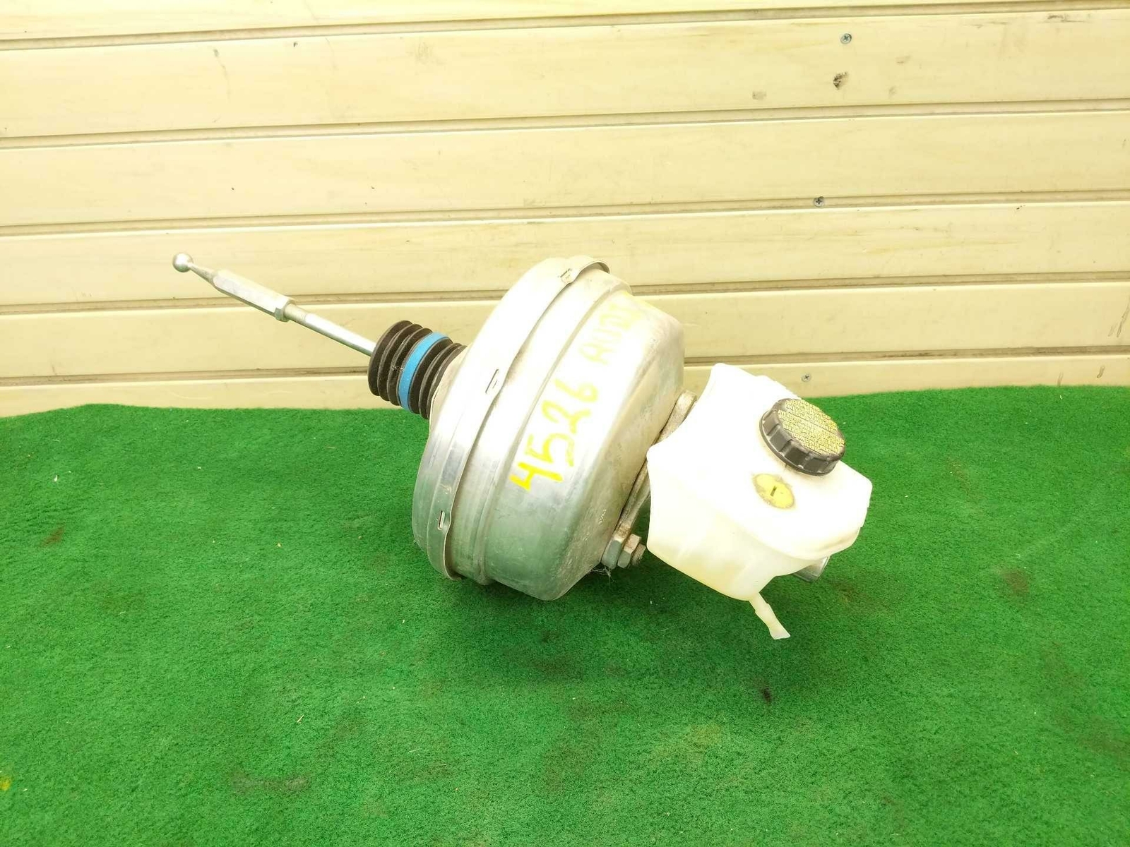 2017-2020 Audi R8 Performance - OEM Brake Booster & Master Cylinder 4S0611021