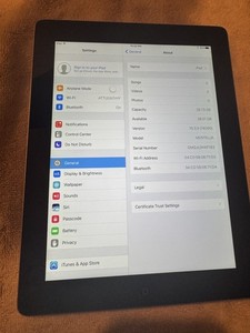 Apple iPad 4, A1458, 32GB, 9.7" Wi-Fi - Black 