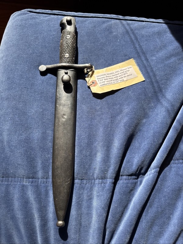 Spanish WW2 M1941 Toledo Bolo Bayonet & Unmarked Scabbard Spanish 8MM Mauser
