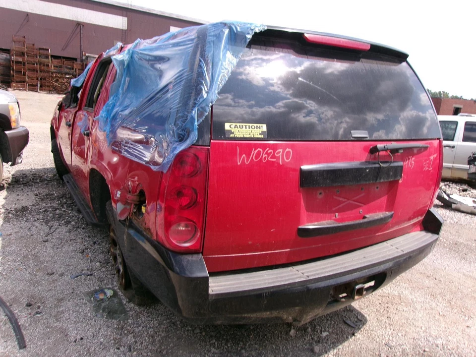 Used Washer Fluid Reservoir fits: 2007 Gmc Yukon xl 1500 Grade A Foto 3 de 4