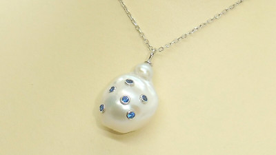 Damen Halskette 9 Karat Gold auf 925 Sterling Silber Barock Perle & Saphir
