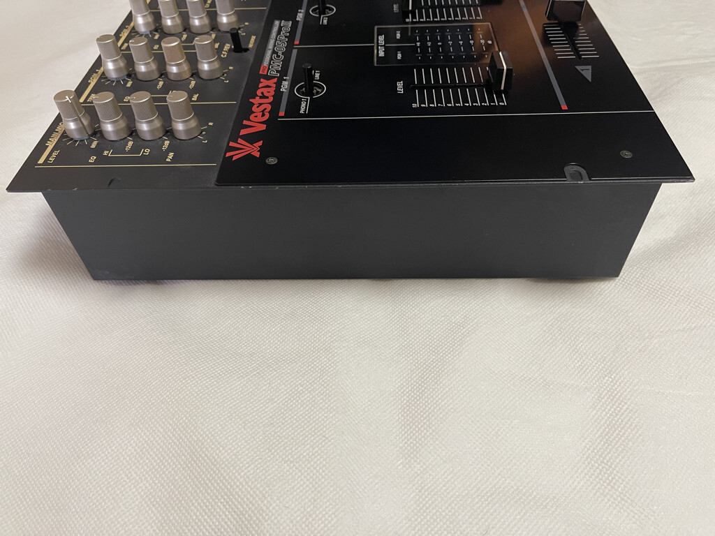 Very Rare Vestax PMC-05 ProⅡ Black Panel DJ Mixer Very Rare Vestax PMC-05 ProⅡ Black Panel DJ Mixer