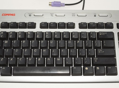 Genuine Vintage Compaq Computer Keyboard PS/2 Model KB-0311 - Picture 3 of 8