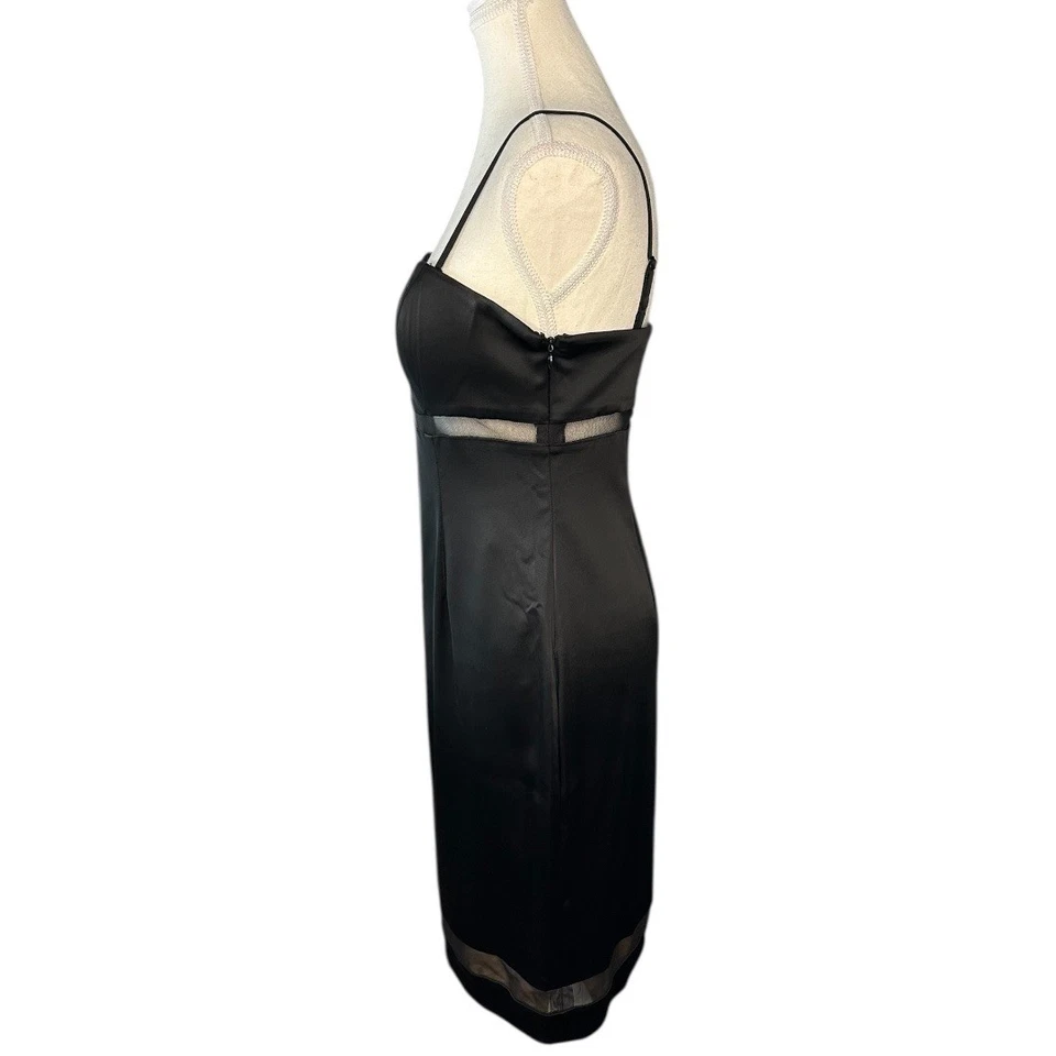 Vestido de fiesta para mujer Calvin Klein negro satinado con inserción de malla talla 6 Foto 3 de 4