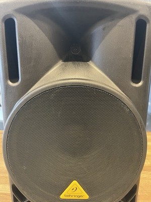 Behringer Eurolive B212D Musikbox