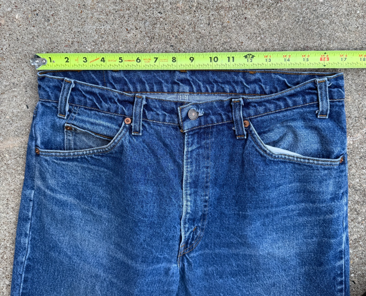 Vintage 80s Levis 505 Blue Zipper fly Denim Made USA Jeans 36x30