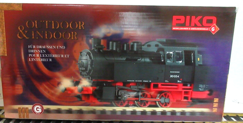 PIKO 37201 Industrial Loco BR80, Green/Red w/Lights - Picture 6 of 7