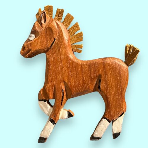 Carved Wood & Leather Horse Brooch w/ Painted Details, Upcycled Vintage Pin - Picture 1 of 7