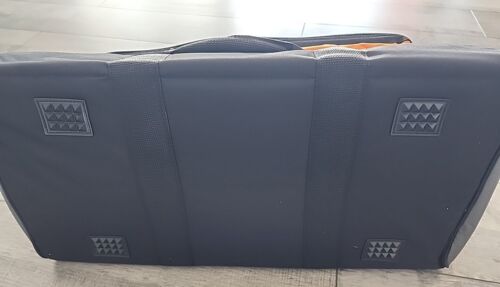 RIDGID 22” X 11" X 12" Large Heavy Duty Tool Bag with 6 Exterior Pockets - Picture 3 of 4