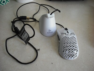 Glorious PC Gaming Race Model O Wired Gaming Mouse & Mouse Bungee - Weiß