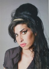 AMY WINEHOUSE - Original handsigniertes Autog...