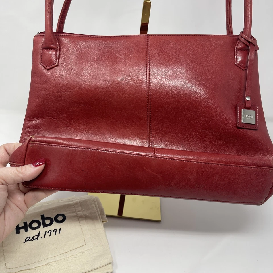Bolso de hombro shopper de cuero rojo HOBO Foto 3 de 4