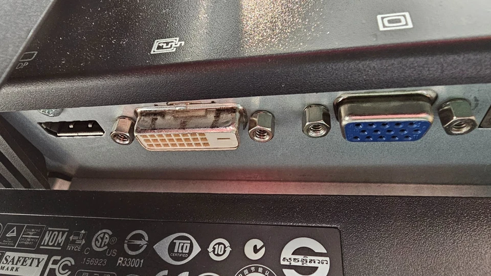 HP LA2405WG 24" monitor, used, working - Image 2 of 4