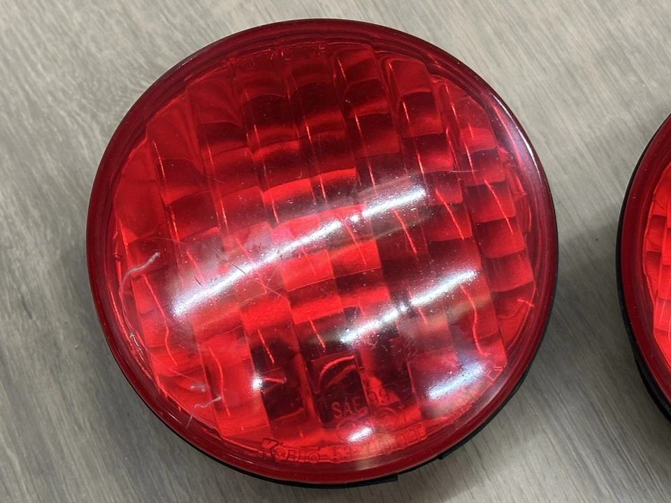 Lexus IS300 2001-2005 OEM tapa maletero trasero arranque círculo rojo luces de freno antiniebla Foto 2 de 4