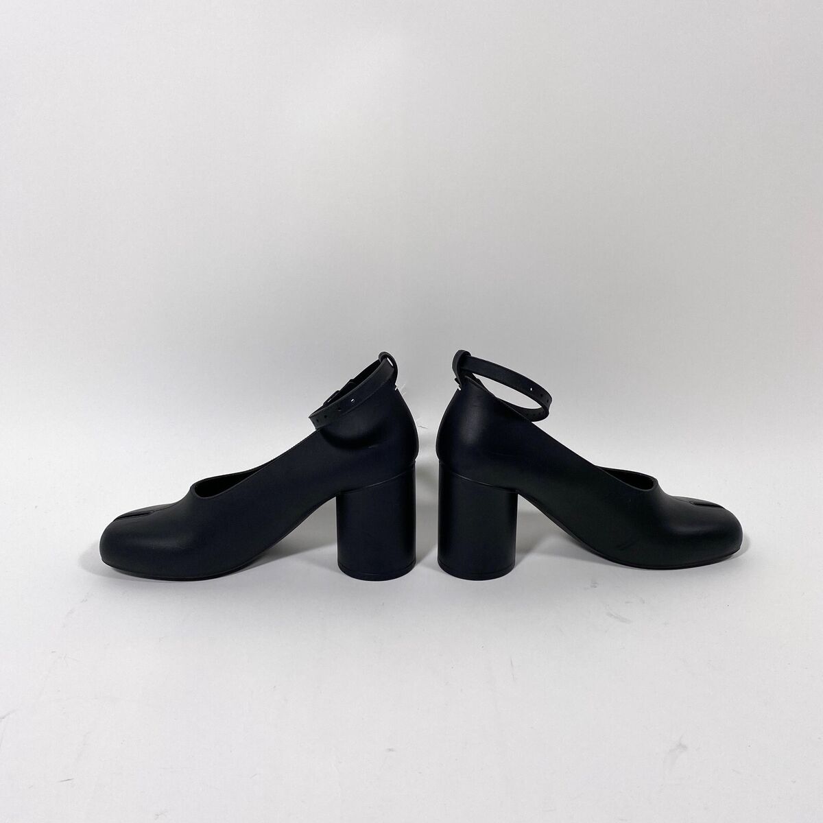 MAISON MARGIELA Black Leather 'Tabi' Pumps | eBay MAISON MARGIELA Black Leather 'Tabi' Pumps | eBay