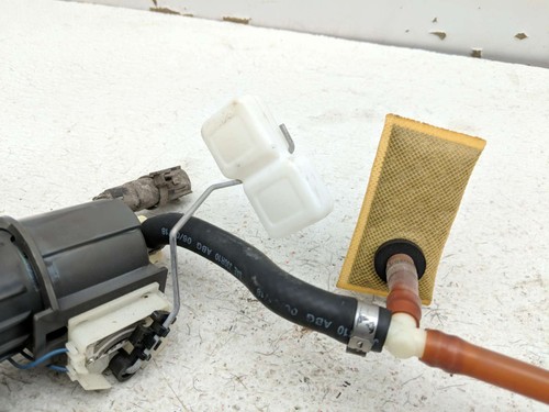 20 Arctic Cat Tracker Wildcat XX Petrol Gas Fuel Pump Assembly - Picture 6 of 8