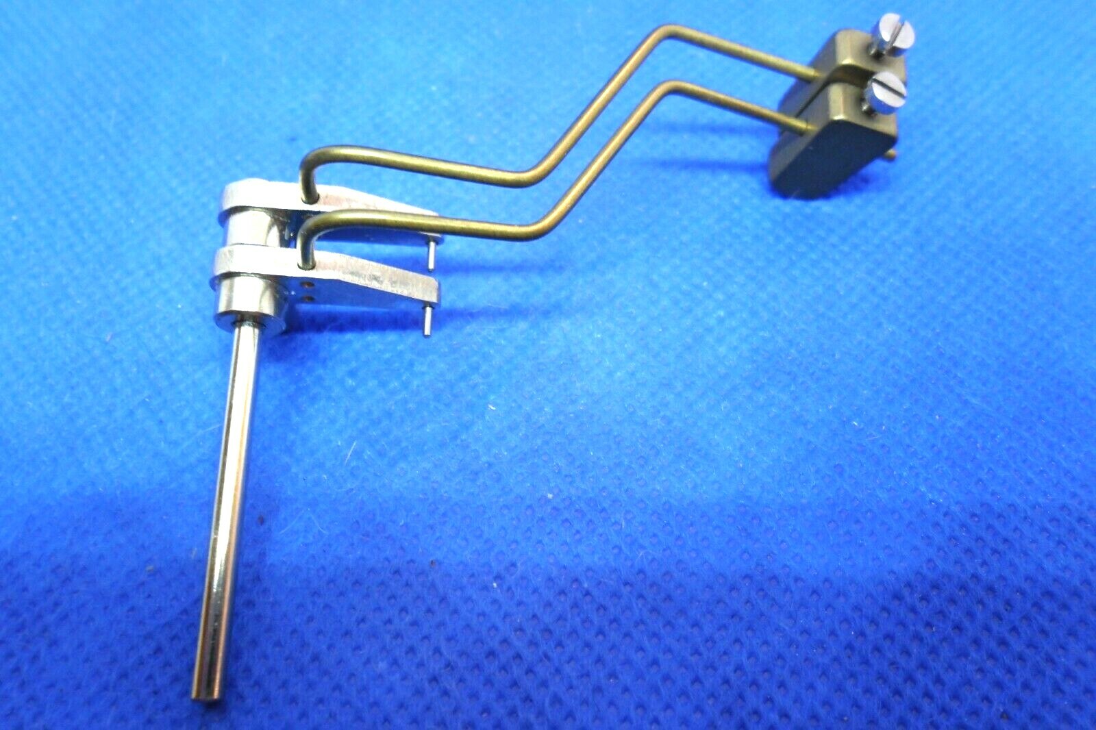 Marteau Zenith R11 pour réparer la sonnerie d'une horloge muette