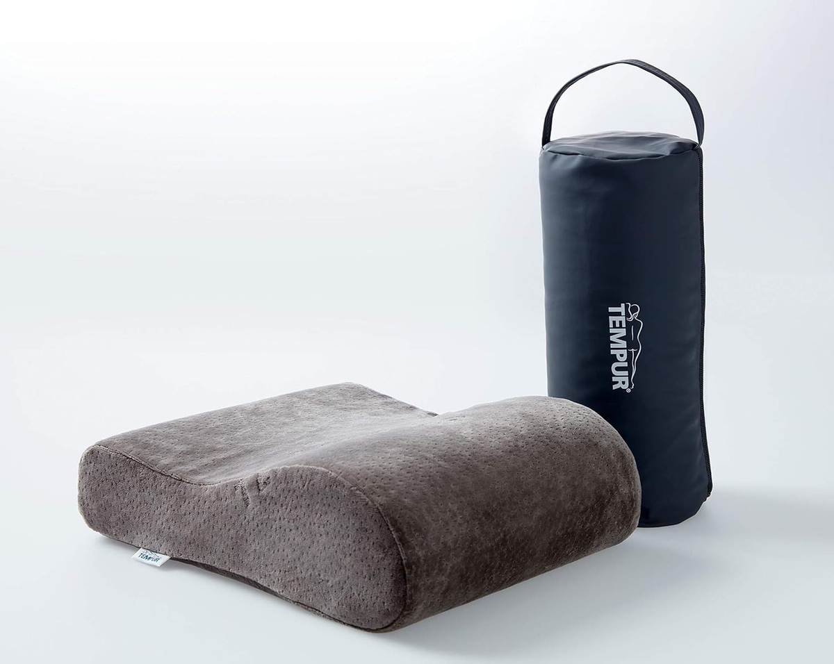 TEMPUR テンピュール　トラベル　ボストンバッグ Tempur Travel Pillow Gray with Pouch Portable Memory Foam 31×25