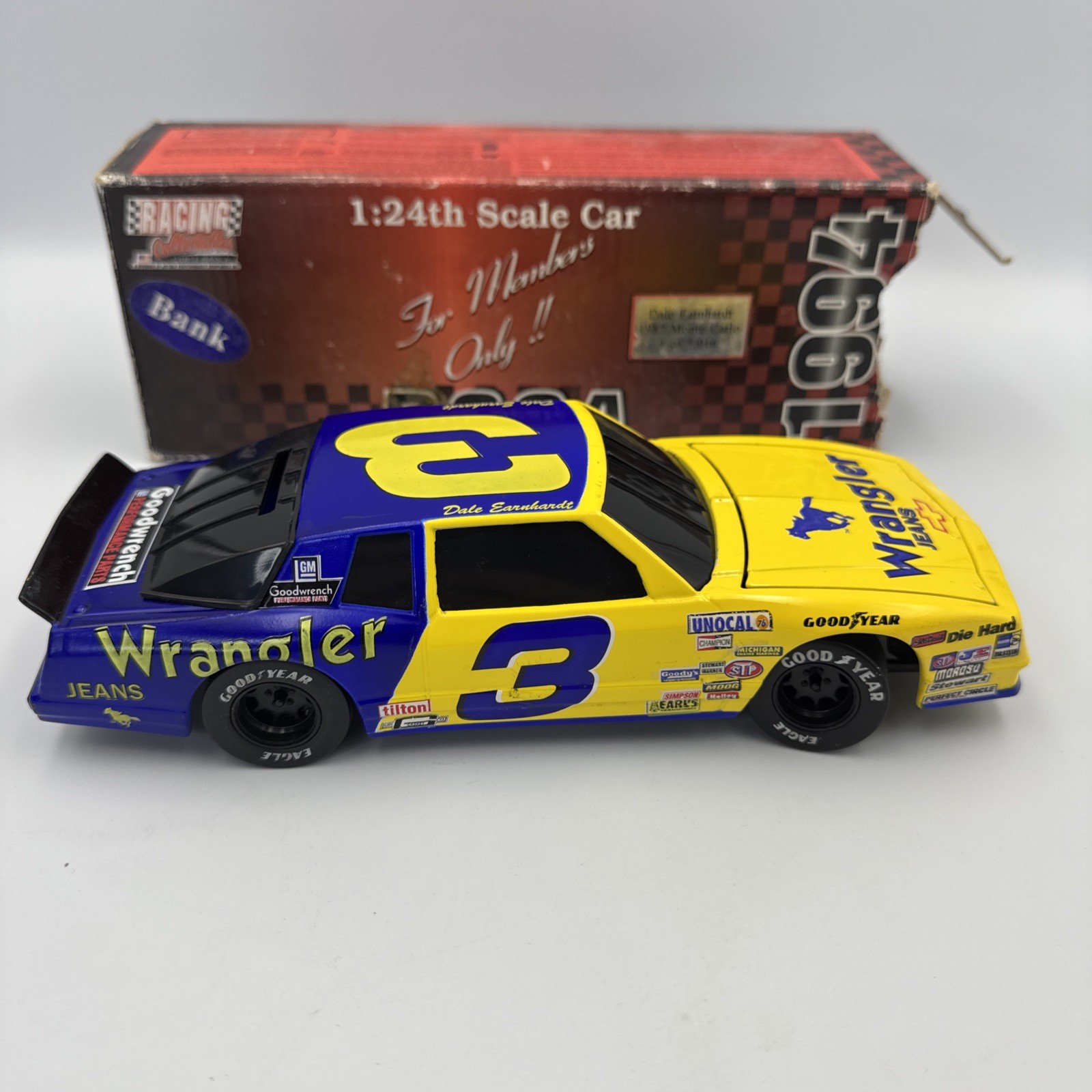 Picture 1 of 24