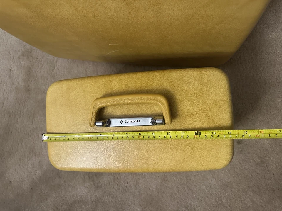 复古 20 世纪 70 年代新秀丽精装行李箱套装黄色 3 件套状况完好 — 第 2/4 张图片