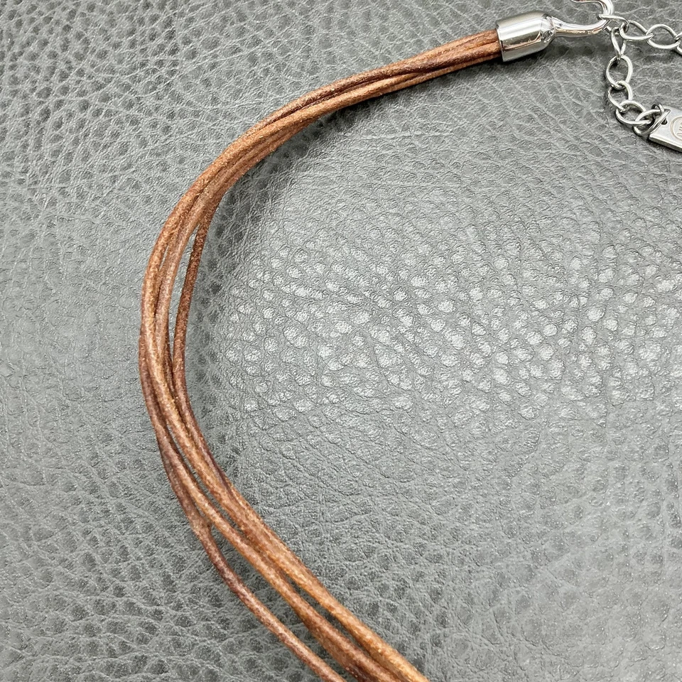 Ожерелье женское Nine West из нескольких нитей кожи серебристое дисковая подвеска коричневое - Изображение 4 из 4