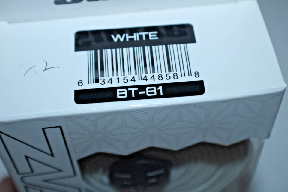 Supacaz Suave BT81 White Handlebar Bar Tape Bike Wrap Road Touring 2000x30x2.5mm - Image 3 of 4