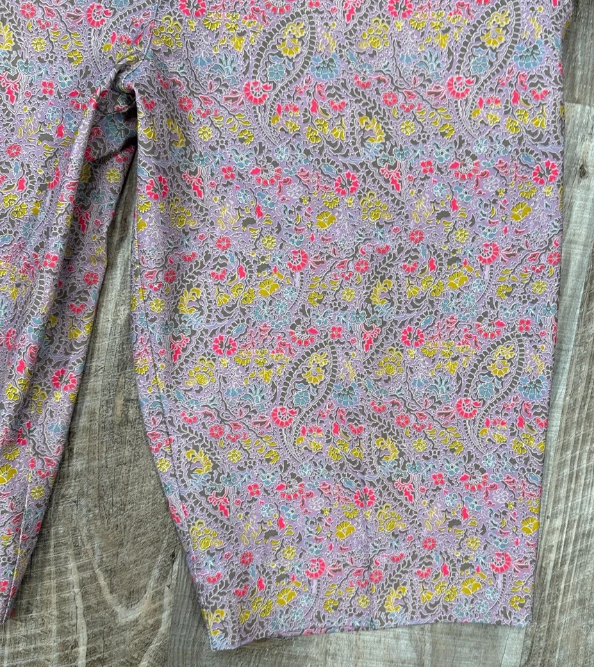 Шорты-бермуды женские Nike для гольфа размер 4 Dri-Fit лавандовые розовые с цветочным рисунком 13 дюймов по внутреннему шву - Изображение 4 из 4