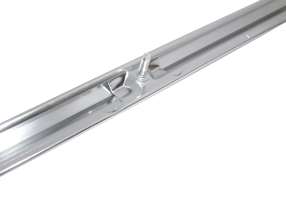 1964 CHEVROLET FULLSIZE PASSENGER CAR LOWER GRILL MOLDING IMPALA BEL AIR WAGON - Image 3 of 4