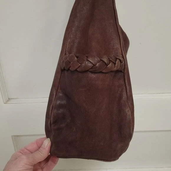 Botkier Mujer Cuero Hobo Bolso de Mano Correa Trenzada Gamuza Interior Herrajes Dorados Foto 4 de 4
