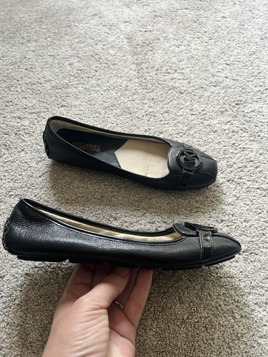 Michael Kors Fulton Women’s Size 7.5 Leather Flats Loafers Moccasin - Picture 2 of 5
