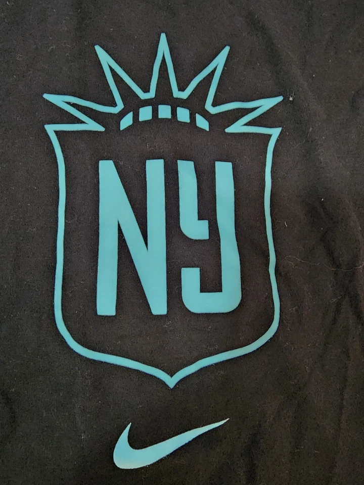 Nike® Women's LARGE WNBA New York Liberty™ Dri-Fit Tomboy Tank in Black - Image 2 of 4