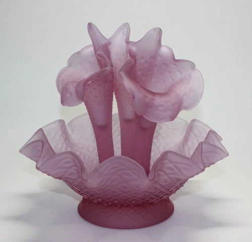 FENTON MAGNOLIA ROSE SATIN DIAMOND LACE 3 HORN EPERGNE