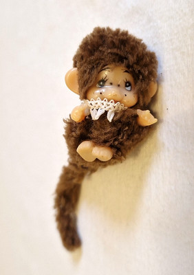 Vintage Monchhichi Mini Baby Affe Figur Stil Plüschtier 70er 80er selten Sammler