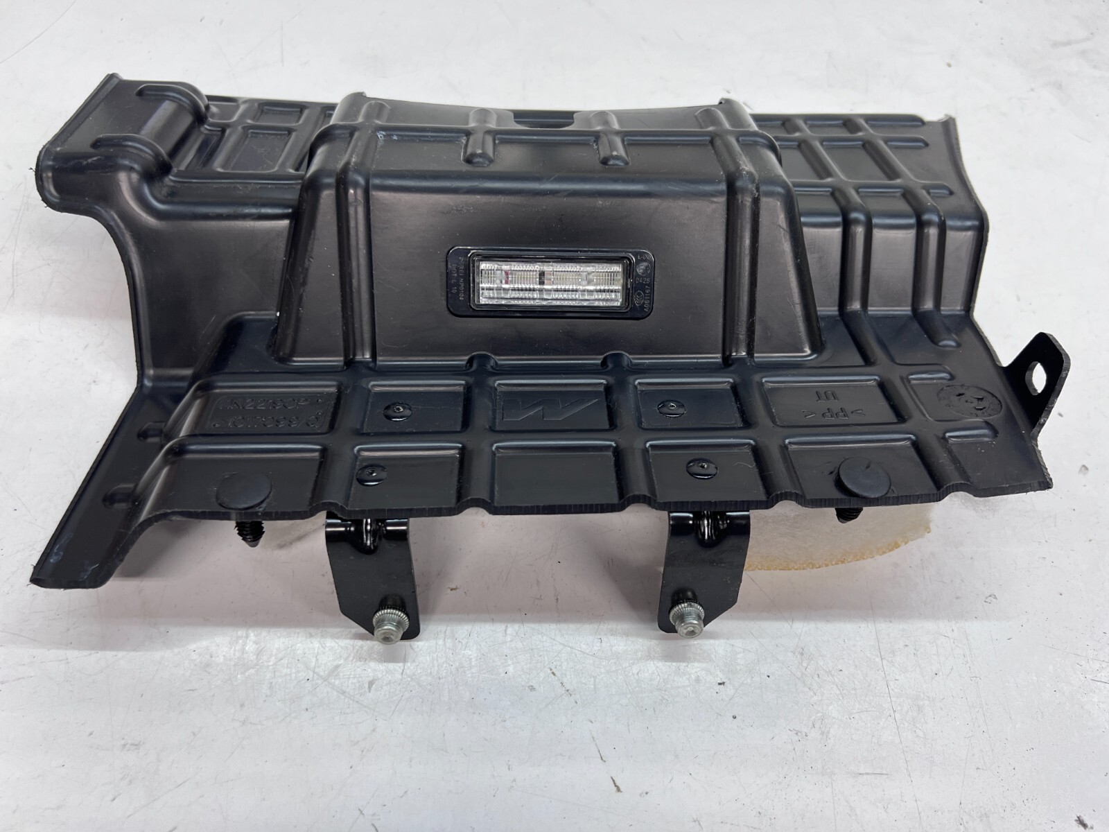 MCLAREN 650s PASSENGER RH RIGHT UNDER DASH TRIM W LIGHT OEM 11N2640CP 11N2219CP