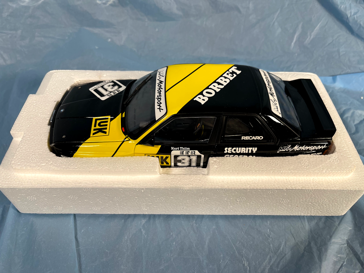Miniature Minichamps 1:18 – BMW M3 1988 MK Motorsports LUK #31 (occasion)