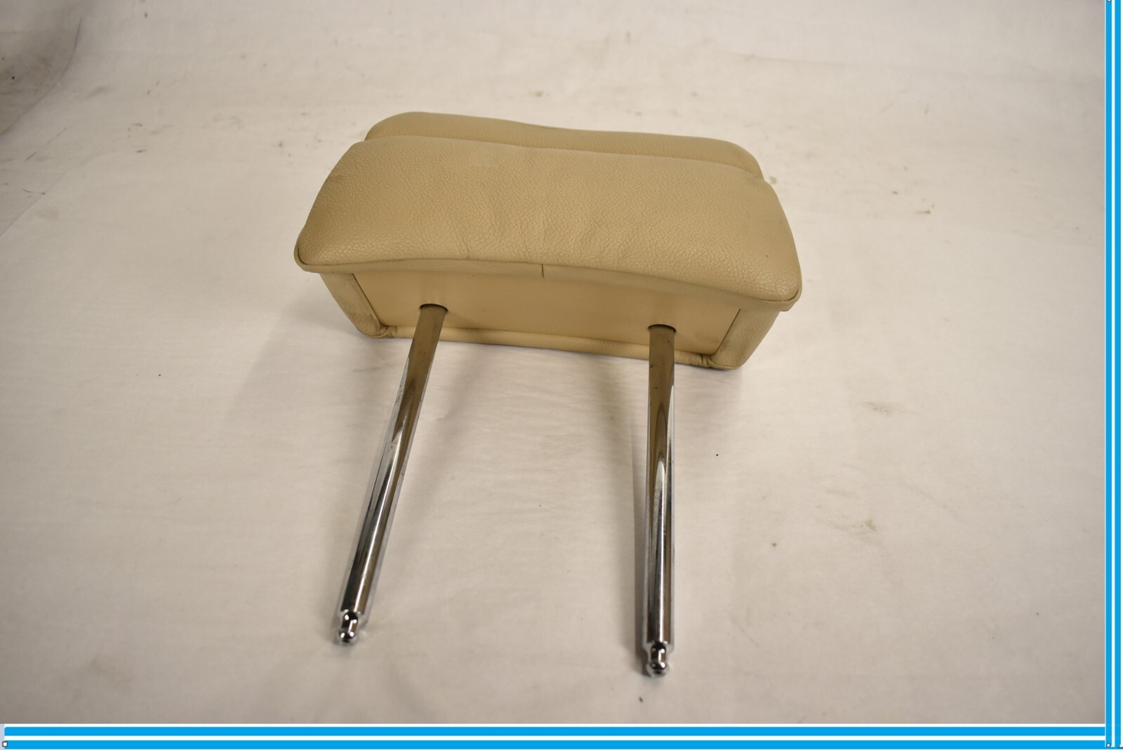 0713 BMW E70 X5 FRONT LEFT OR RIGHT SIDE SEAT LEATHER HEADREST OEM eBay