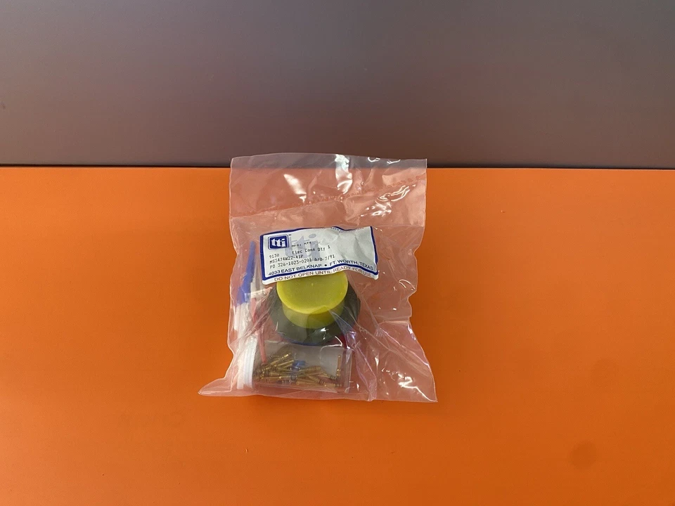 TTI Circular MIL Spec Connector 41P SZ 22 Recep. Panel Mount Pin MS3474W22-41P - Image 2 of 4