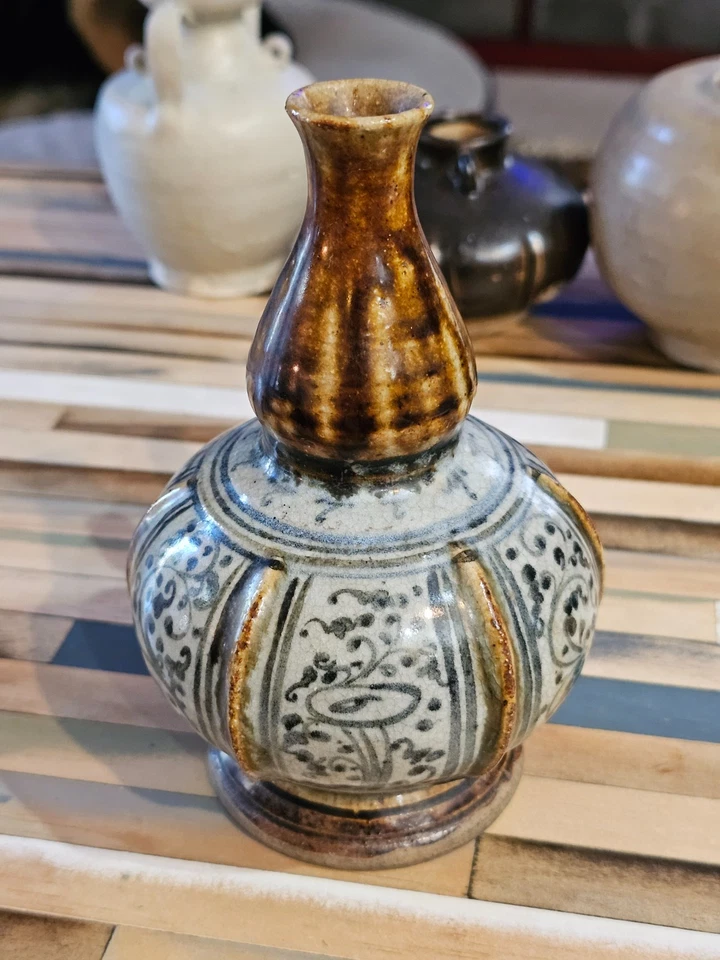 Thai Sawankhalok Polychrome Ceramic Pouring Vessel, Southeast Asia, 18th Century - Image 4 of 4