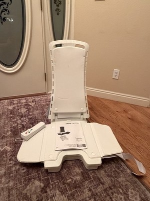 Drive Medical Bellavita Comfort Bath Lift Chair & Remote - For Parts No Charger