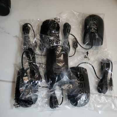 Restposten 20 x Neu Original Dell 065K5F USB Kabelgebunden Optische Maus Schwarz