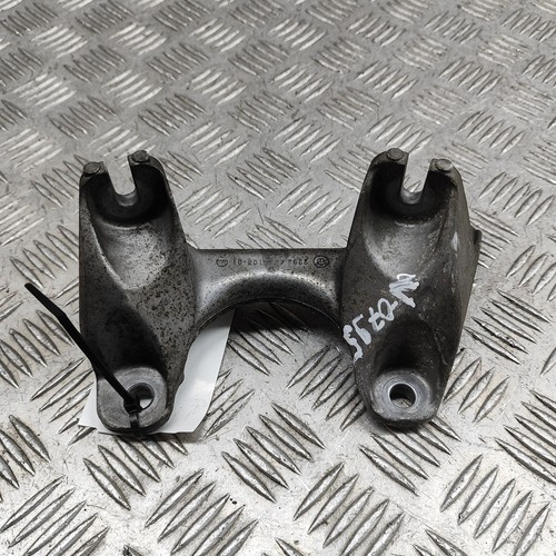 BMW 1 E87 Getriebehalterung 6774105 2.0 Benzin 125kw 2007 28343226