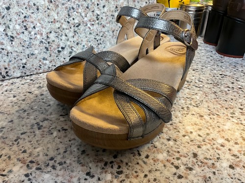 DANSKO SEASON SANDALS SIZE 39/8.5 ADJUSTABLE METALLIC WOMENS SHOES - Picture 10 of 10