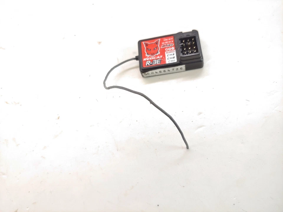 Redcat Racing RCR-2CE 2.4GHz Radio Transmitter w/ R-3E Receiver - Image 3 of 4