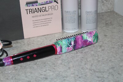 Calista Floral Handle Heated Brush Triangl Pro Heated Detailer Brush – Calista Tools main image 4