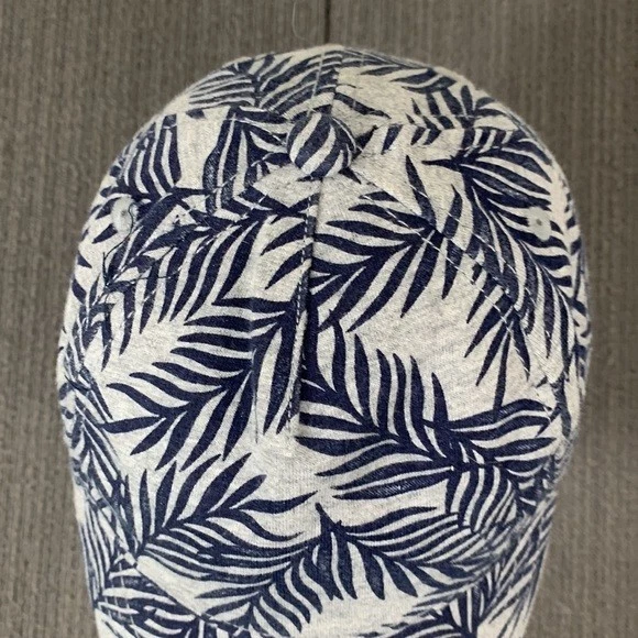 Gorra Gymboree Snapback Niños Talla S Unisex Gris Azul Marino Palma Frondas Tejida Foto 4 de 4